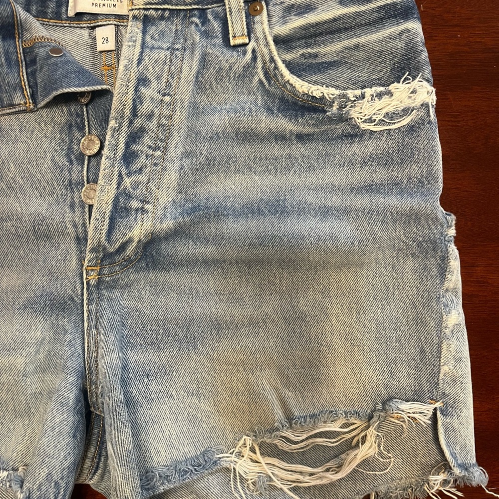 Agolde Dee Short in Riccochet - Picture 3 of 9